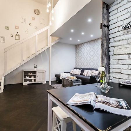 Bpr Vintage Garden Apartment With Terrace & Sauna Budapest Exterior photo